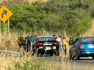 Un occiso y dos heridos en asalto a una familia