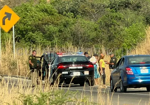 Un occiso y dos heridos en asalto a una familia Un occiso y dos heridos en asalto a una familia