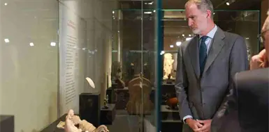 Rey reconoce que hubo abusos en Conquista