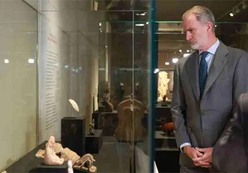 Rey reconoce que hubo abusos en Conquista