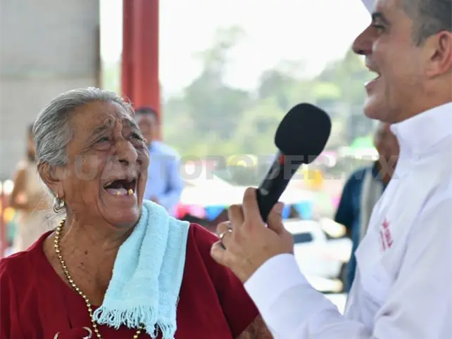 Pobladores agradecen gestiones de Yamil Melgar