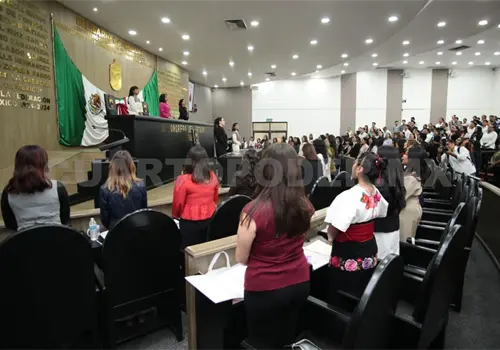 Preparan agenda para reinicio de sesiones legislativas