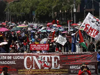 Si no hay soluci&oacute;n, no rodar&aacute; bal&oacute;n para el Mundial