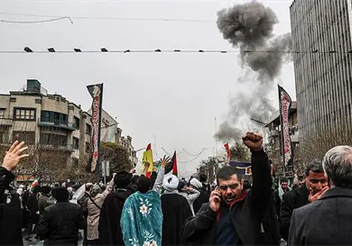 FED resiste a la guerra y mantiene tasas de inter&eacute;s