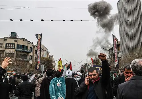 FED resiste a la guerra y mantiene tasas de inter&eacute;s