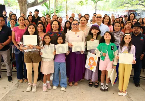 Desarrollan actividad para dar voz a ni&ntilde;as