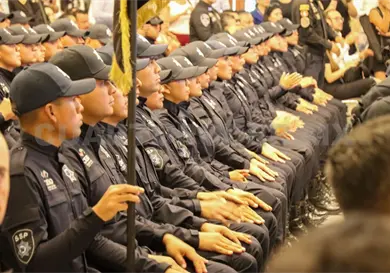 Primera generaci&oacute;n de cadetes, 112 graduados