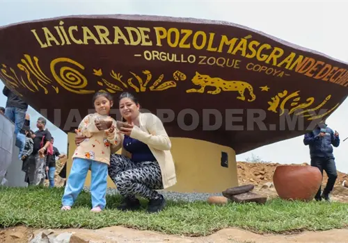 Crean la j&iacute;cara m&aacute;s grande de pozol