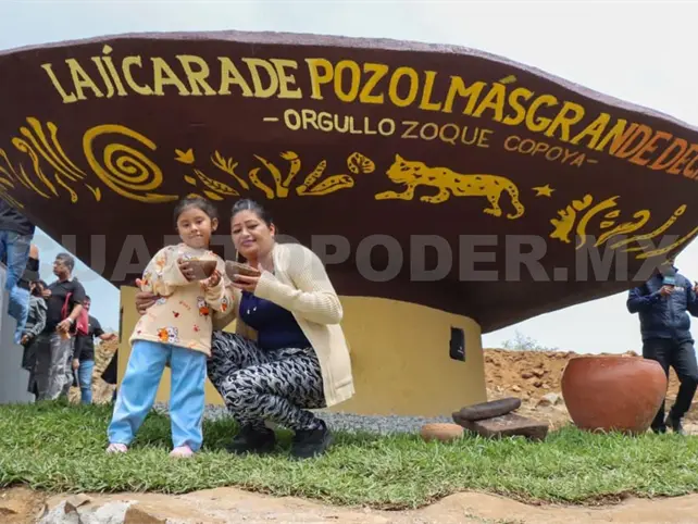 Crean la j&iacute;cara m&aacute;s grande de pozol