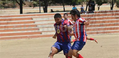 Barcelona Patria firma remontada