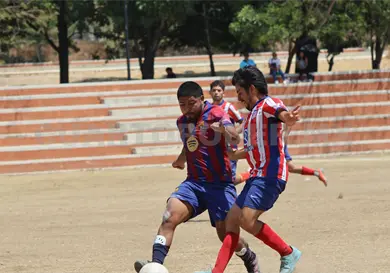 Barcelona Patria firma remontada