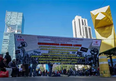 Por segundo día, maestros realizan bloqueos en CDMX Por segundo día, maestros realizan bloqueos en CDMX