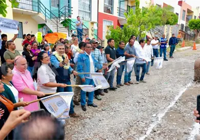 Da banderazo Torres a una vialidad más Da banderazo Torres a una vialidad más