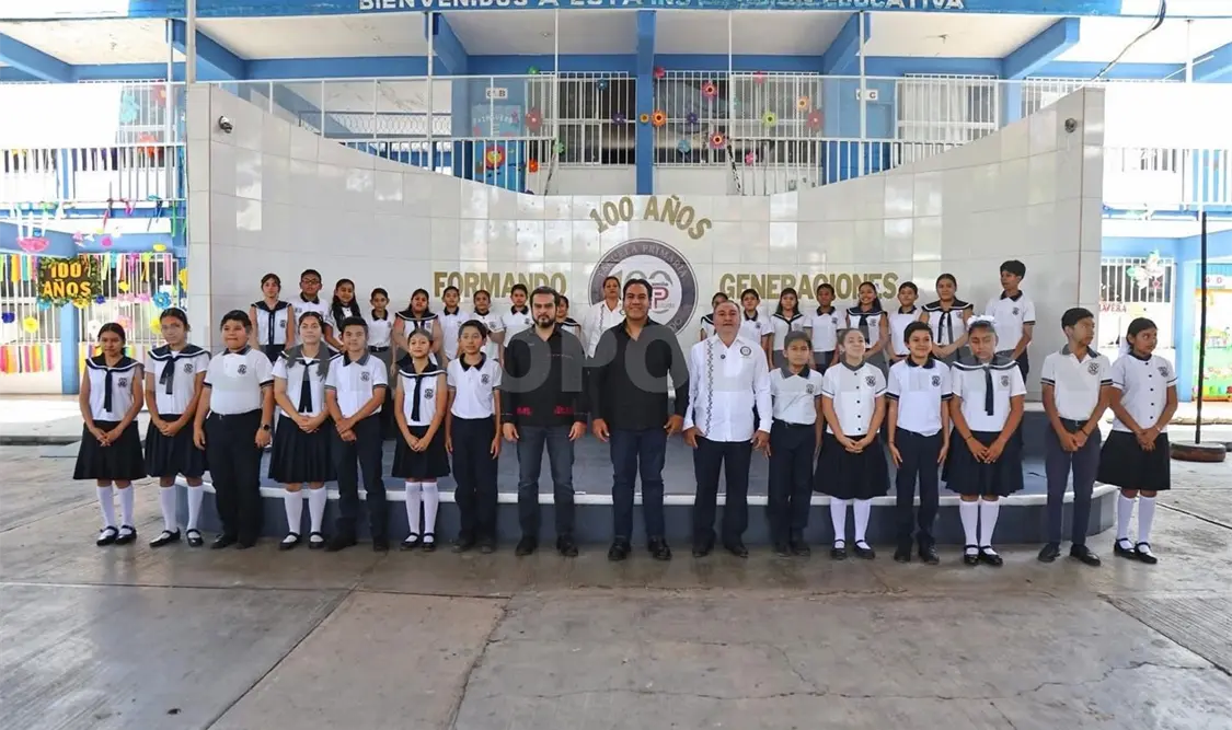 Destacó que el legado de esta institución se construye a partir de las historias de vida de sus generaciones de egresadas. CP