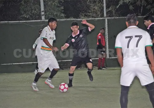 Bolis Telet se corona en el Zenit Pro