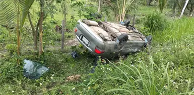 Logran sobrevivir tras un carreterazo Logran sobrevivir tras un carreterazo