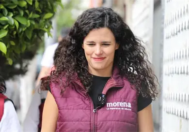 Luisa Alcalde ironiza giro del PAN hacia encuesta