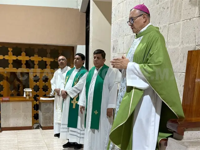 Llama obispo a trabajar por la paz Llama obispo a trabajar por la paz