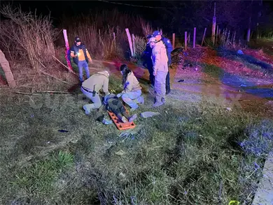 Motociclista grave al derrapar de madrugada