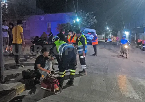 Se accidenta por exceso de velocidad; acab&oacute; herido
