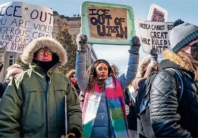 Exigen pruebas por muertes a manos de ICE en tiroteos Exigen pruebas por muertes a manos de ICE en tiroteos