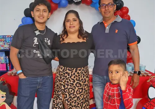 Sebasti&aacute;n cumple 6 a&ntilde;os