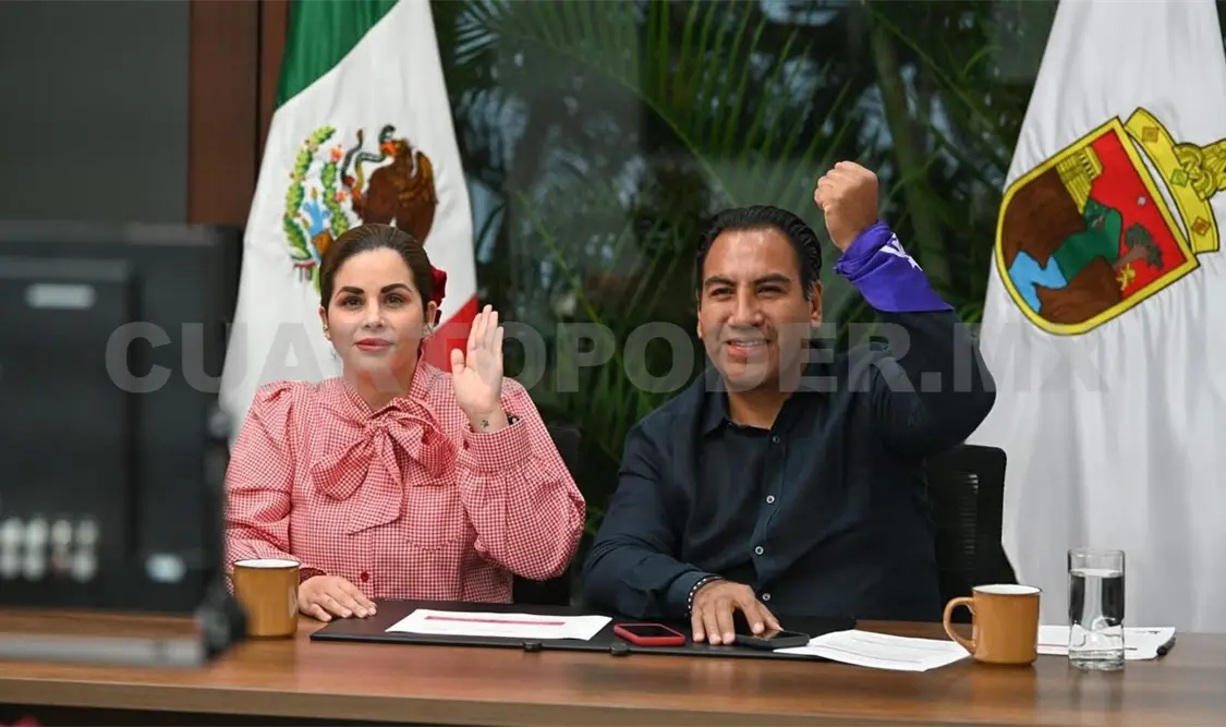 ERA junto a la secretaria de la Mujer e Igualdad de Género, Marian Vázquez González. Cortesía