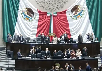 Diputados reciben proyecto de decreto