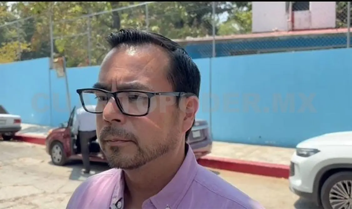 El activista detalló que al solicitar una reunión con la maestra de grupo y el director de la escuela, la respuesta fue evasiva. CP