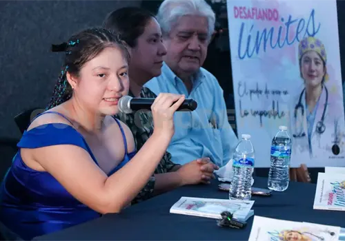 Michelle, "la niña genio" debuta como escritora Michelle, "la niña genio" debuta como escritora