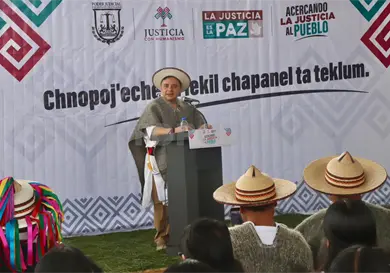 Acerca Moreno Guill&eacute;n la justicia al pueblo