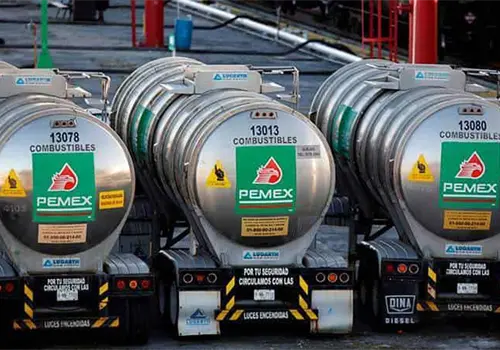 Petr&oacute;leo mexicano supera los 100 d&oacute;lares por barril