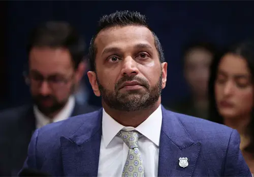 Grupo proiraní hackea correo del director del FBI Grupo proiraní hackea correo del director del FBI