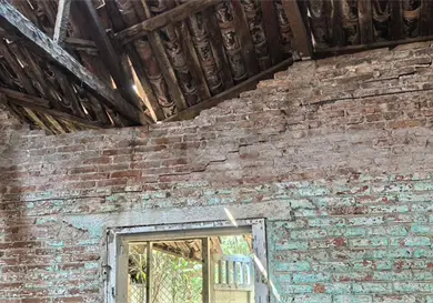 Empresa da&ntilde;a vivienda y se retira sin reparar