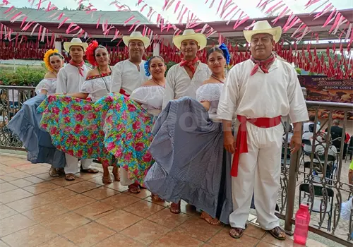 Magisterio realiza festival de danza