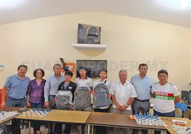 Mentes brillantes dominan el tablero Mentes brillantes dominan el tablero