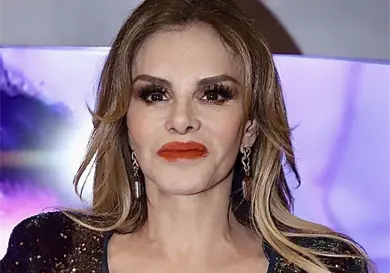 Lucía Méndez canta para sanar Lucía Méndez canta para sanar