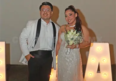 Unen sus vidas en matrimonio Unen sus vidas en matrimonio