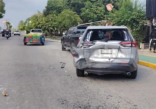 Carambola en avenida; tres heridos, el saldo Carambola en avenida; tres heridos, el saldo