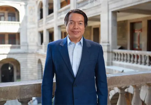 La educaci&oacute;n tiene rostro de mujer: Mario Delgado