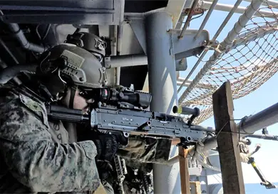 EE. UU. despliega buque con tres mil 500 marinos EE. UU. despliega buque con tres mil 500 marinos