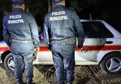 Asaltan a taxista y dejan abandonada su unidad