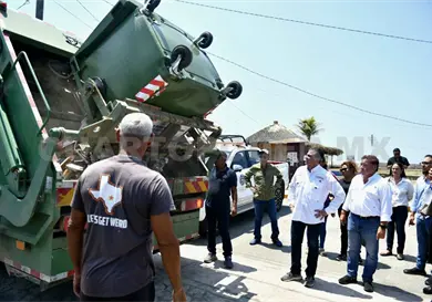 Supervisa Yamil Melgar limpieza en Puerto Madero