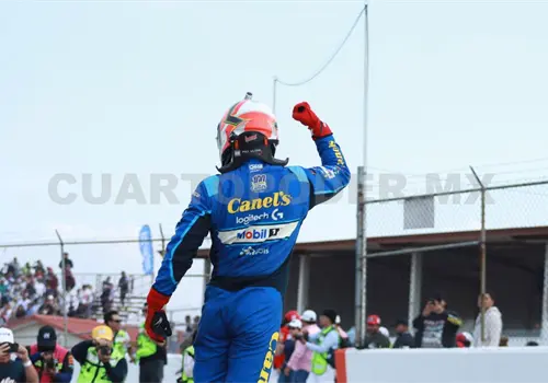 Rub&eacute;n Garc&iacute;a se queda con la bandera a cuadros