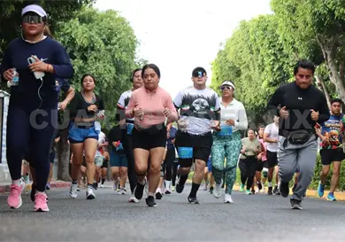 L&iacute;deres corrieron por la salud en Tuxtla