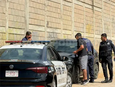 Localizan taxi de app; chofer sigue desaparecido Localizan taxi de app; chofer sigue desaparecido