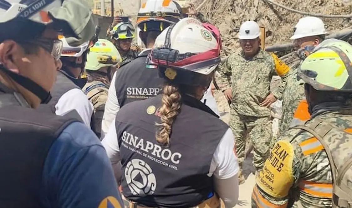 Rescatan con vida a uno de los cuatro mineros atrapados