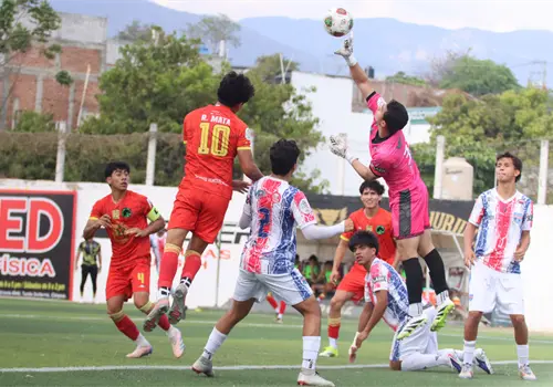 Chifut logra hist&oacute;rica clasificaci&oacute;n a liguilla