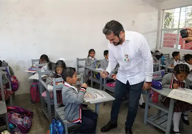 Fortalezcamos a la comunidad educativa