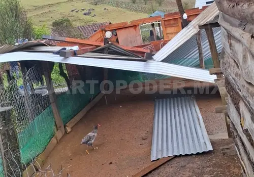 Tornado deja viviendas sin techo en Chamula Tornado deja viviendas sin techo en Chamula